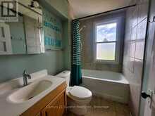 241 SYNDICATE AVE N | Thunder Bay Ontario | Slide Image Twenty-nine