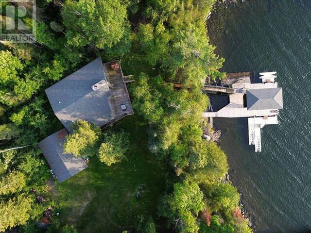 75 Black Bear RD|lt 24 Greenfeather trail Kenora Ontario, P0X 1E0 - 3 Bedrooms Waterfront Home For sale