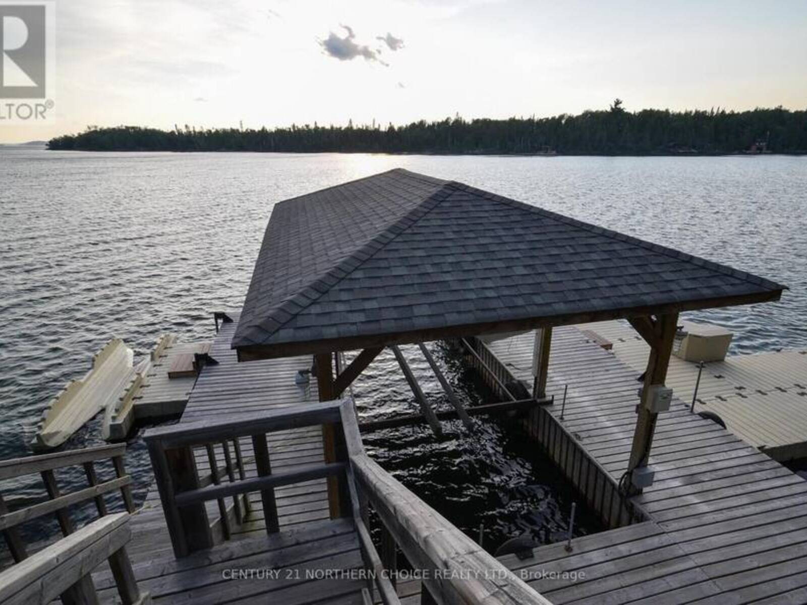75 BLACK BEAR ROAD, Kenora, Ontario P0X 1E0