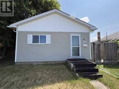 808 Portage AVE Fort Frances Ontario, P9A 2A6