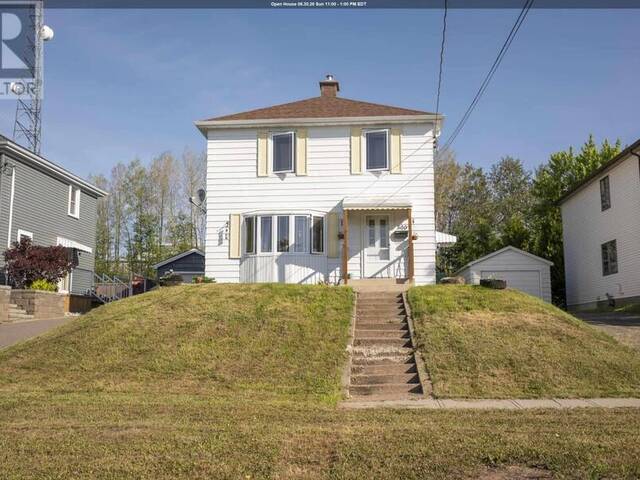 500 Court ST Thunder Bay Ontario, P7A 4X8 - 3 Bedrooms Home For Sale