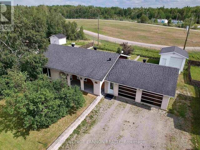 111 WOODCREST DRIVE Greenstone Ontario, P0T 2A0 - 5 Bedrooms Home For Sale