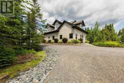 135 MICKELSON DRIVE E | Thunder Bay Ontario | Slide Image Thirteen