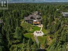 135 MICKELSON DRIVE E | Thunder Bay Ontario | Slide Image Three