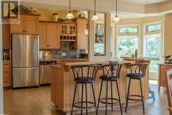 135 MICKELSON DRIVE E | Thunder Bay Ontario | Slide Image Thirty-three