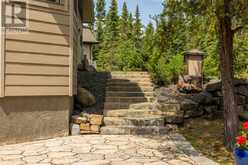 135 MICKELSON DRIVE E | Thunder Bay Ontario | Slide Image Eight