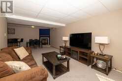 2446 CASPIAN STREET | Thunder Bay Ontario | Slide Image Seventeen