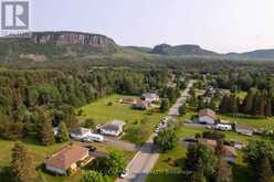 2446 CASPIAN STREET | Thunder Bay Ontario | Slide Image Thirty-three