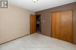 2089 OTWAY STREET | Thunder Bay Ontario | Slide Image Thirty