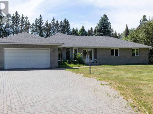 1155 Victor ST S Thunder Bay Ontario, P7K 1N6 - 3 Bedrooms Waterfront Home For sale