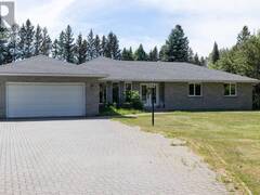1155 Victor ST S Thunder Bay Ontario, P7K 1N6