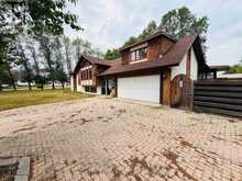 239 MEMORIAL AVENUE | Dryden Ontario | Slide Image Two