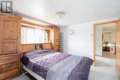 88 CARL AVE. | Thunder Bay Ontario | Slide Image Sixteen