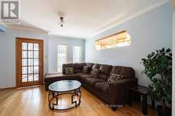 88 CARL AVE. | Thunder Bay Ontario | Slide Image Four