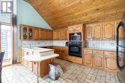 88 CARL AVE. | Thunder Bay Ontario | Slide Image Thirteen