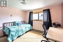 88 CARL AVE. | Thunder Bay Ontario | Slide Image Nineteen