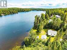 22 Warnica RD W | Thunder Bay Ontario | Slide Image Eleven