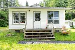 22 Warnica RD W | Thunder Bay Ontario | Slide Image Fifteen