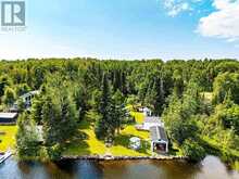 22 Warnica RD W | Thunder Bay Ontario | Slide Image Three