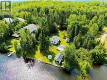 22 Warnica RD W | Thunder Bay Ontario | Slide Image Five