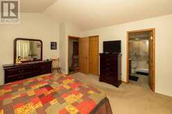 757 Porcupine BLVD | Thunder Bay Ontario | Slide Image Fifteen