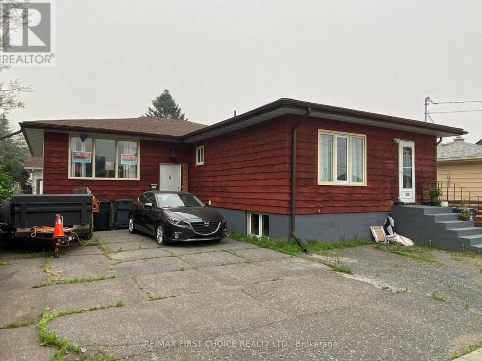 218 POWLEY STREET, Thunder Bay, Ontario P7A 2K9