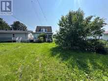161 BELL STREET | Nipigon Ontario | Slide Image Thirty