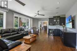 2422 Broadway Ave | Thunder Bay Ontario | Slide Image Fifteen