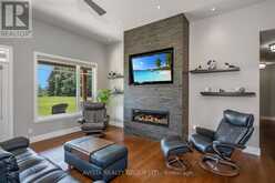 2422 BROADWAY AVE | Thunder Bay Ontario | Slide Image Ten