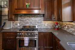 2422 BROADWAY AVE | Thunder Bay Ontario | Slide Image Six