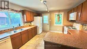 64 MAPLE STREET | Rosslyn Village Ontario | Slide Image Nine
