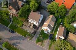 334 PEARL ST | Thunder Bay Ontario | Slide Image Thirteen