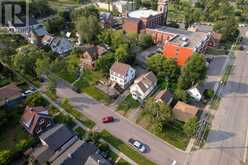 334 PEARL ST | Thunder Bay Ontario | Slide Image Eleven