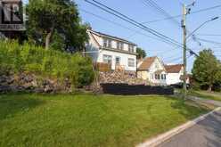 334 PEARL ST | Thunder Bay Ontario | Slide Image Two