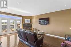 706 WEILER BLVD | Thunder Bay Ontario | Slide Image Four