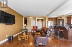706 WEILER BOULEVARD | Thunder Bay Ontario | Slide Image Three