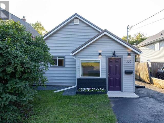 120 Rockwood AVE S Thunder Bay Ontario, P7B 4K2 - Property For Sale