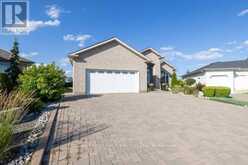 132 WOLVERINE CRESCENT | Thunder Bay Ontario | Slide Image One