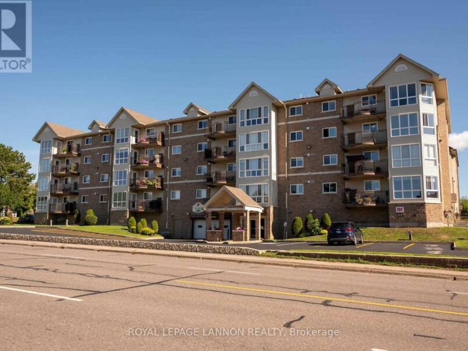 101 - 620 RED RIVER ROAD, Thunder Bay, Ontario P7E 6S1