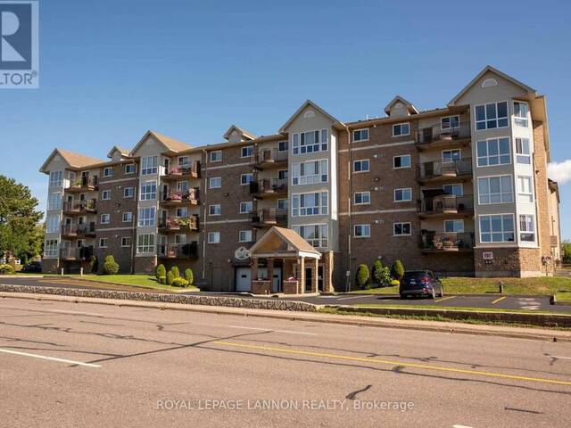 101 - 620 RED RIVER ROAD Thunder Bay Ontario, P7E 6S1 - 3 Bedrooms Condo For Sale