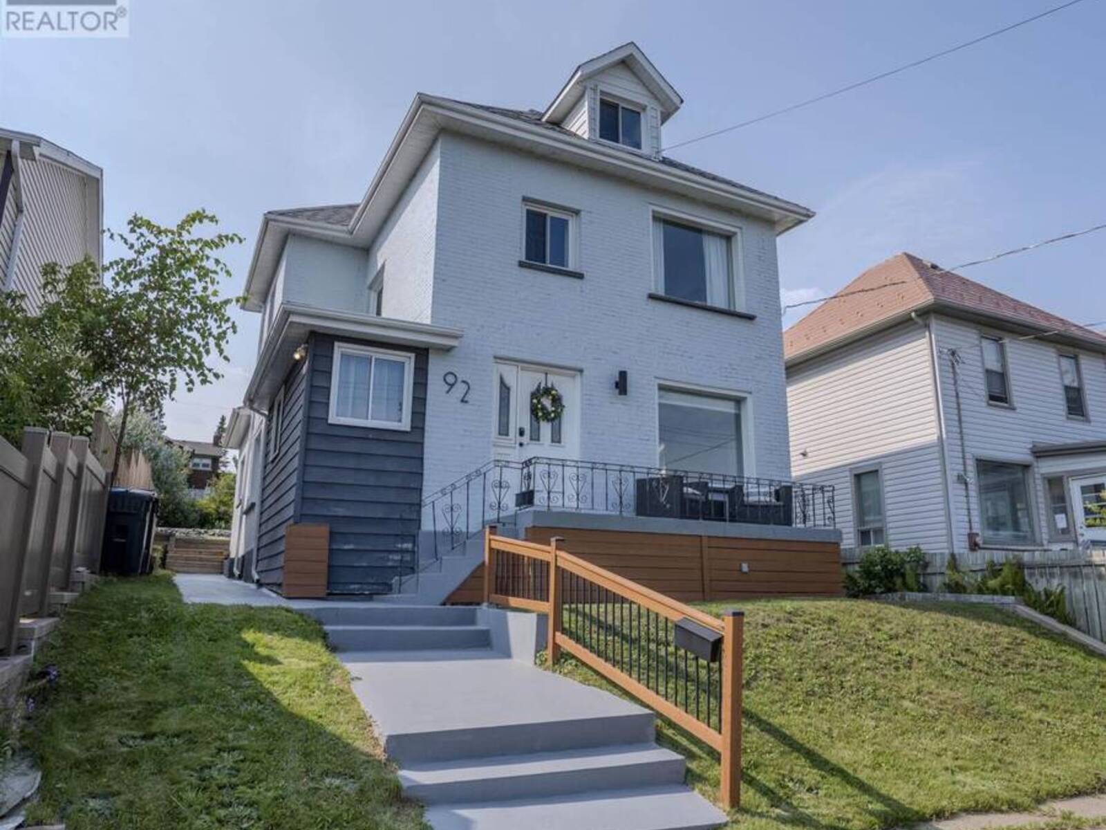 92 Jean ST, Thunder Bay, Ontario P7A 5E9