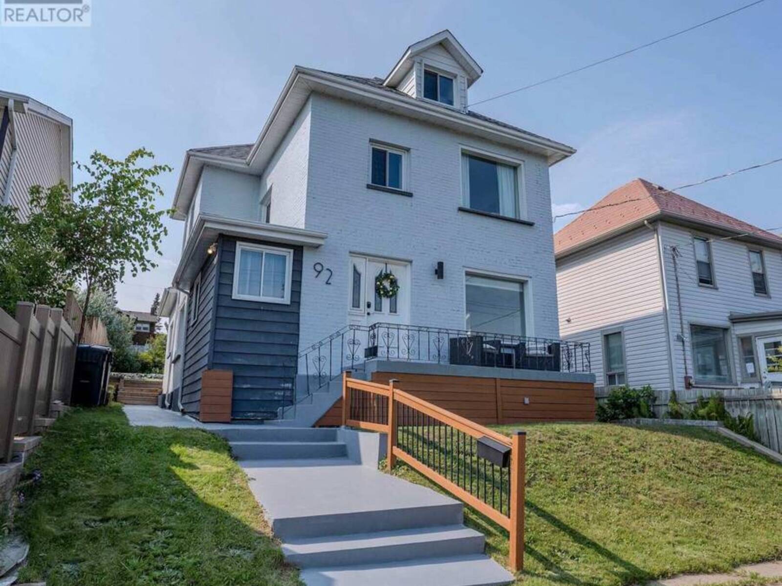 92 JEAN STREET, Thunder Bay, Ontario P7A 5E9