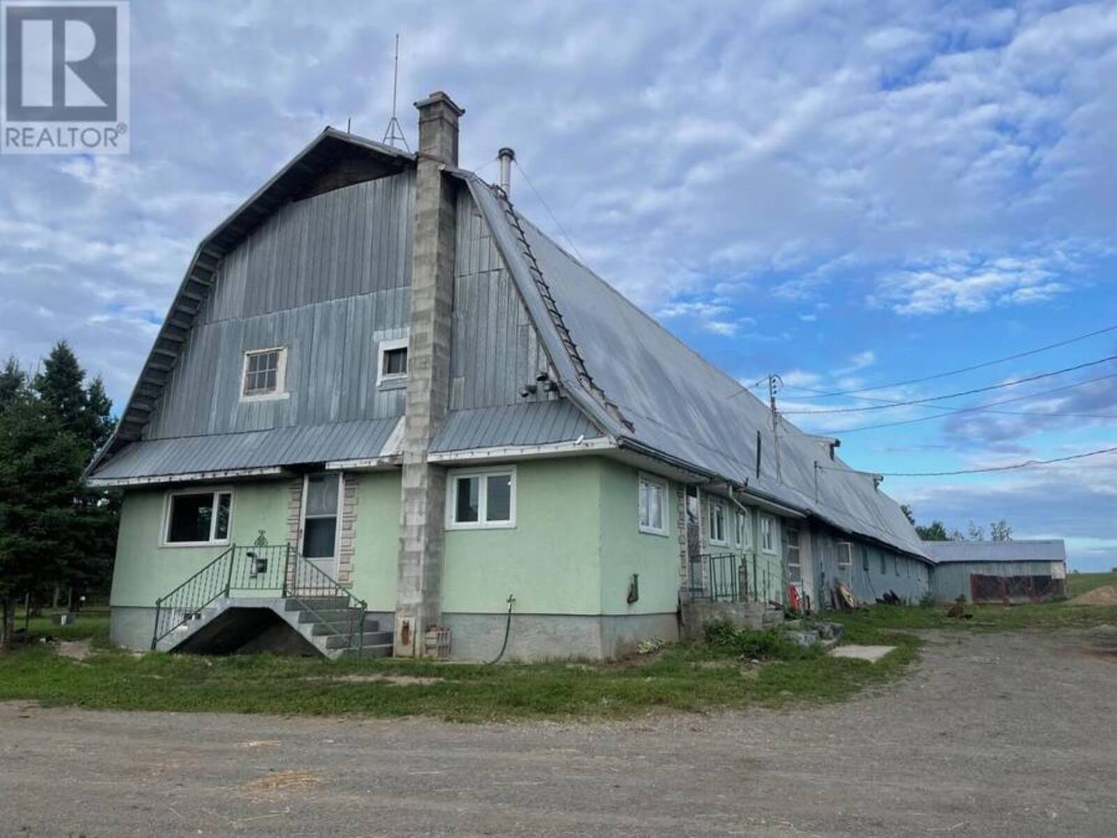98 Whittaker RD, Thunder Bay, Ontario P0T 1W0