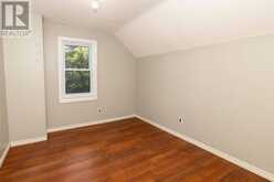 201 Cumming ST | Thunder Bay Ontario | Slide Image Ten