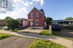 201 Cumming ST | Thunder Bay Ontario | Slide Image Fifteen