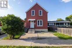 201 Cumming ST | Thunder Bay Ontario | Slide Image One