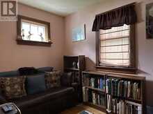 106 College ST | Thunder Bay Ontario | Slide Image Thirteen