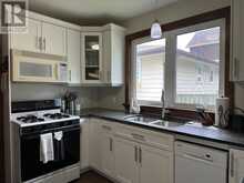 106 College ST | Thunder Bay Ontario | Slide Image Eight