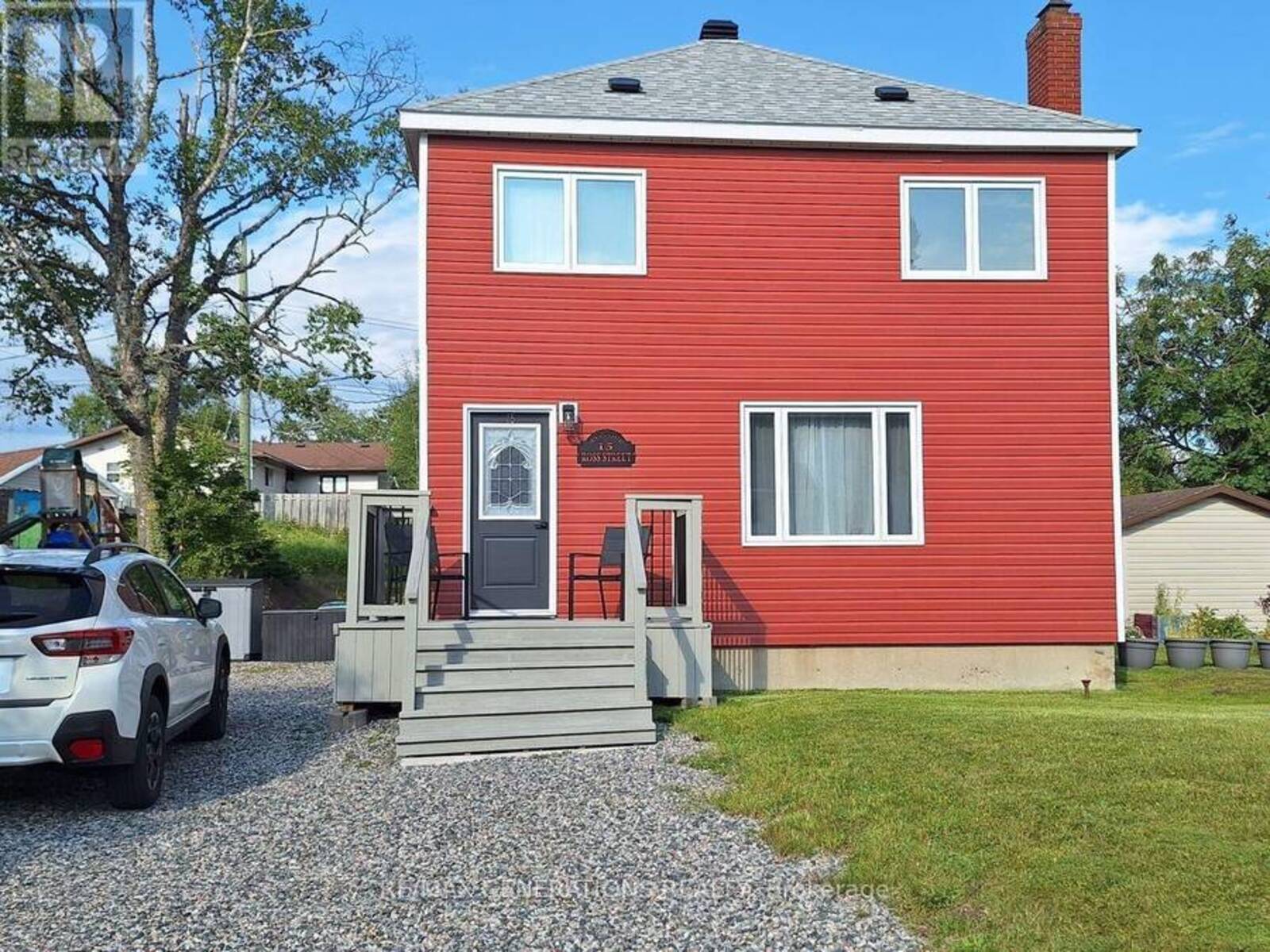 15 ROSS AVENUE, Marathon, Ontario P0T 2E0
