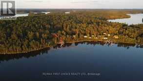 2 MOORE BAY | Sioux Narrows-Nestor Falls Ontario | Slide Image Thirty-seven